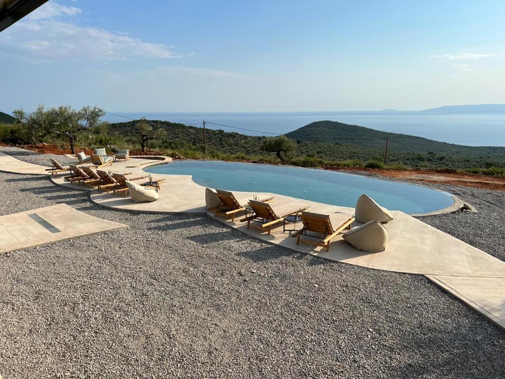 Zen Rocks Resort Kalianeika Exteriör bild