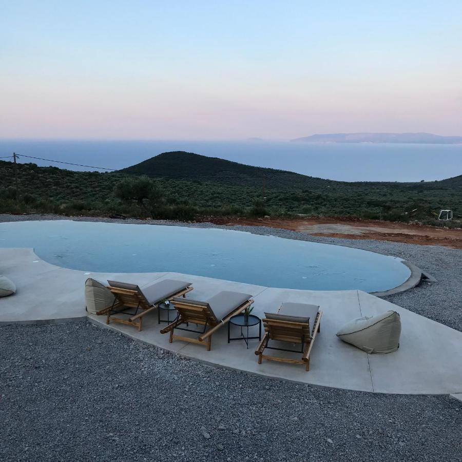 Zen Rocks Resort Kalianeika Exteriör bild