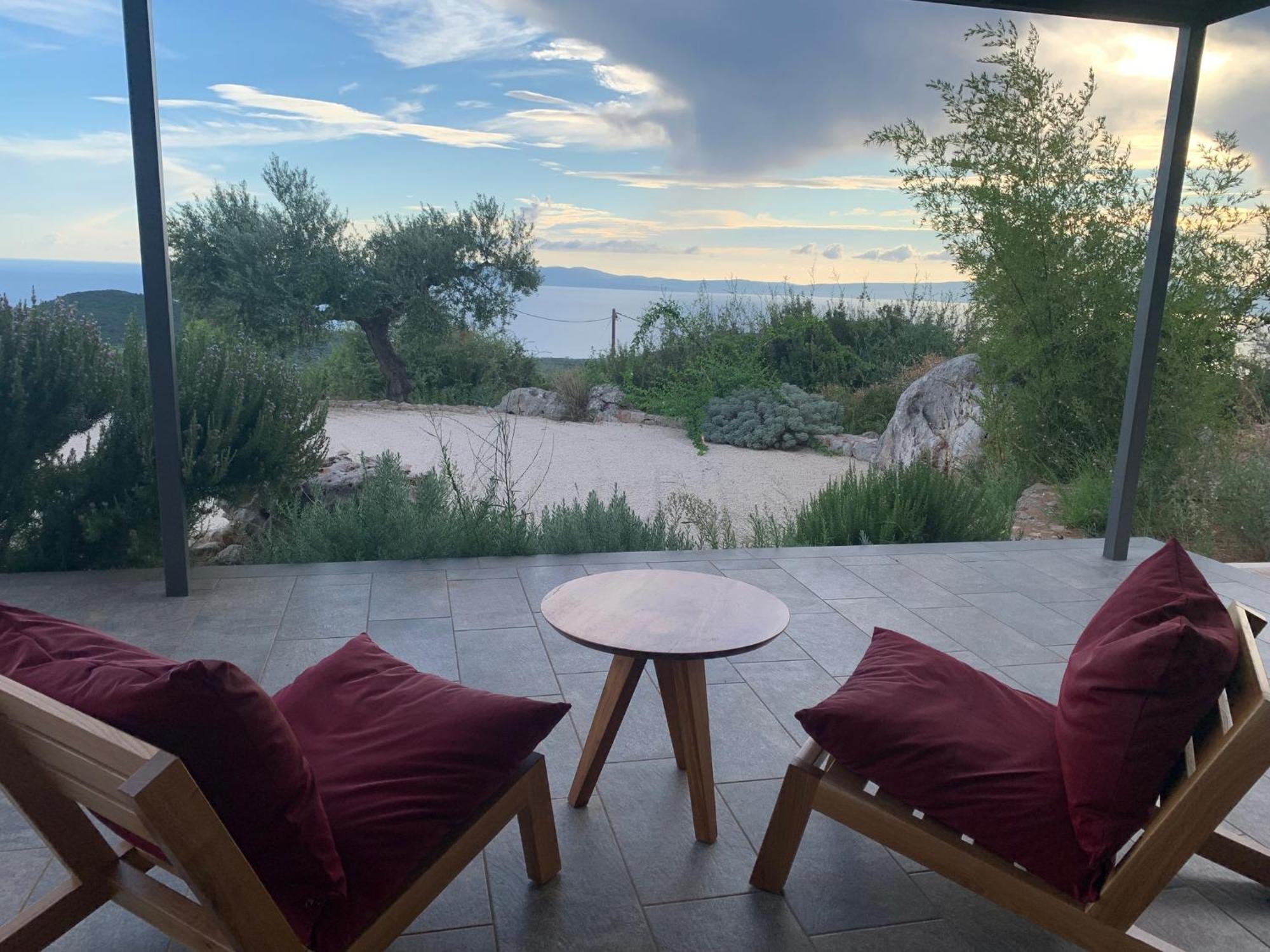 Zen Rocks Resort Kalianeika Exteriör bild